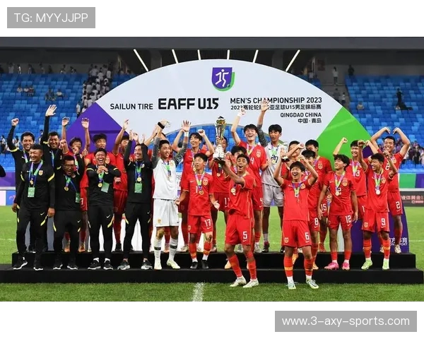 国足鏖战东亚杯鏖强敌全场奋勇拼搏展现新时代中国足球风貌