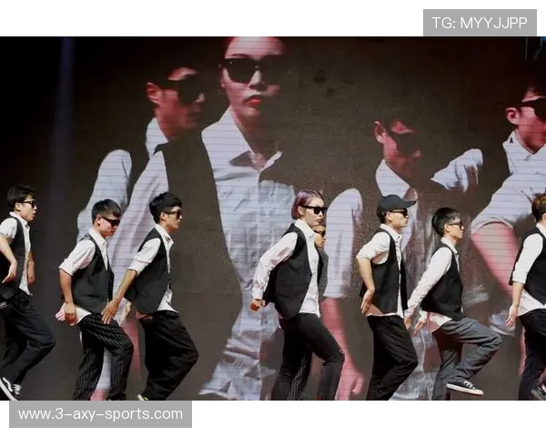 深圳街舞队荣登街舞战术排行榜第九名展现实力与风采 深圳街舞队荣登街舞战术排行榜第九名展现实力与风采