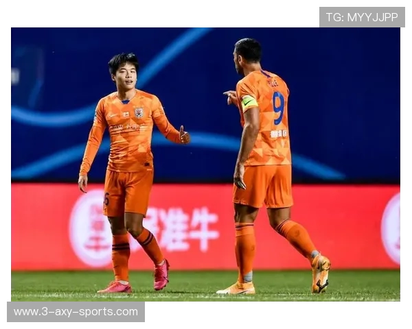 徐州鏖战南通双方激烈对攻展现江淮豪情掀起中超赛季新高潮 徐州鏖战南通双方激烈对攻展现江淮豪情掀起中超赛季新高潮