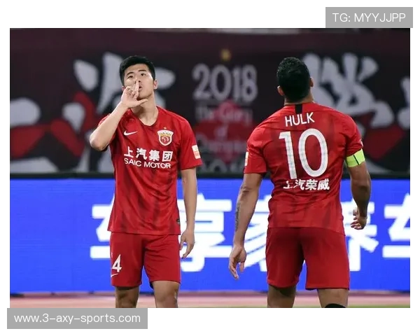 富力与上港激战正酣直播精彩瞬间不容错过 富力与上港激战正酣直播精彩瞬间不容错过