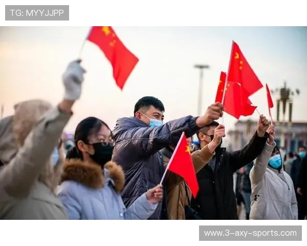 流浪者与标准烈日的较量在光影交错中展现生命的坚韧与希望
